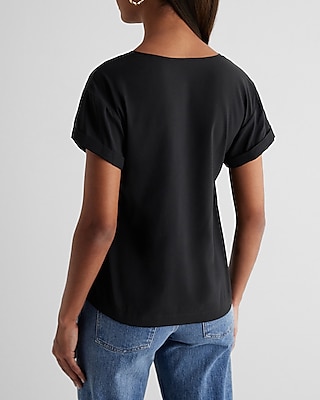 Satin V-Neck Short Cuff Sleeve Gramercy Tee