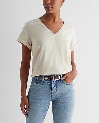 V neck clearance cap sleeve top