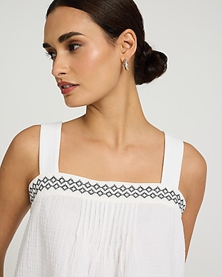 Gauze Pattern Square Neck Tank