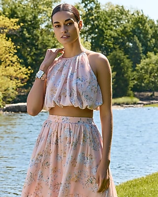 V-neck Short Sleeve Bubble Top | Express