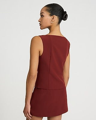 Signature Stretch Boat Neck Tailored Tank