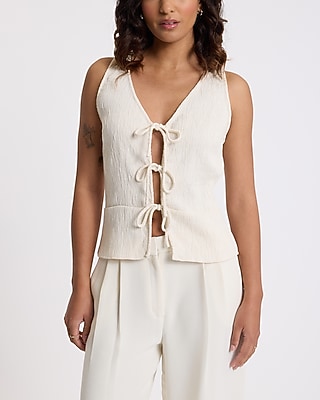 Textured V-neck Tie Front Tank | Express