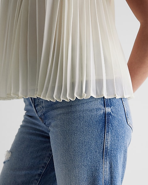 Flowy Layers Blue Rosette Tank Flowy Layers Blue Rosette Tank