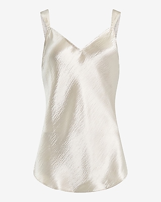 https://images.express.com/is/image/expressfashion/0097_08639905_2610_a001