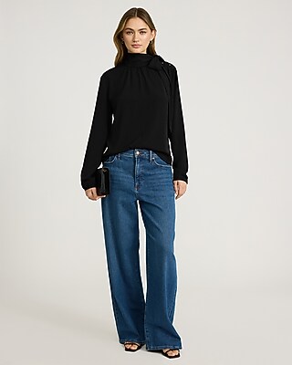 Long Sleeve Tie Neck Ruched Top