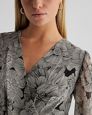 Floral V-Neck Faux Wrap Tie Waist Top