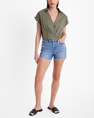 V-Neck Rolled Sleeve Pleated Surplice Cropped Top - image 4