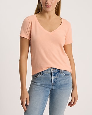 Skimming V-Neck Short Sleeve Tee