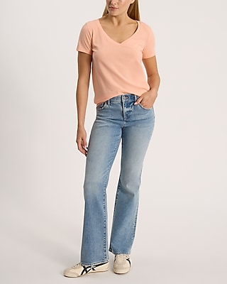 Skimming V-Neck Short Sleeve Tee