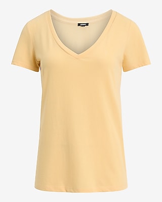 Skimming V-Neck Short Sleeve Tee