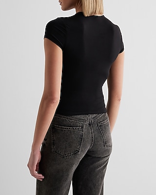 Body Contour Compression Crew Neck Twist Front Tee
