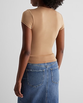 Body Contour Compression Crew Neck Twist Front Tee