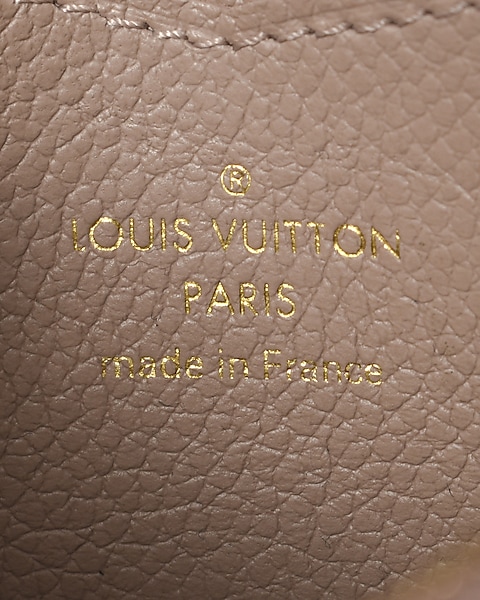 COMPARISON BETWEEN AUTHENTIC AND FAKE LOUIS VUITTON ZIPPY COIN PURSE 