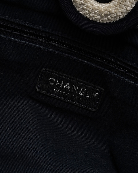 Chanel Deauville Canvas Tote Bag (SHG-26193) – LuxeDH