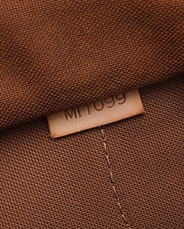 Louis Vuitton Mini Pleaty Handbag Authenticated By Lxr